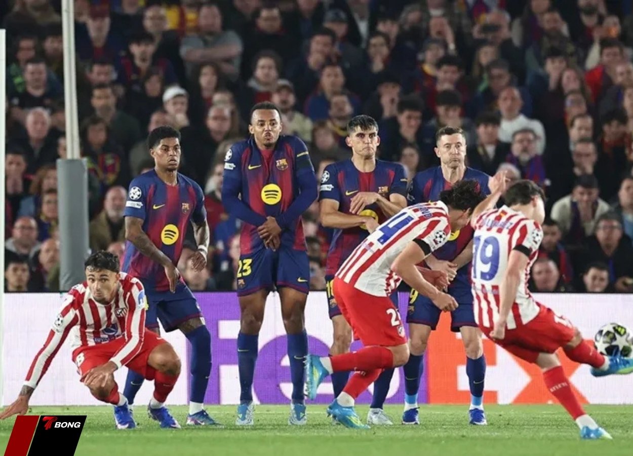 Álvarez - cầu thủ sút phạt tung lưới Barcelona 